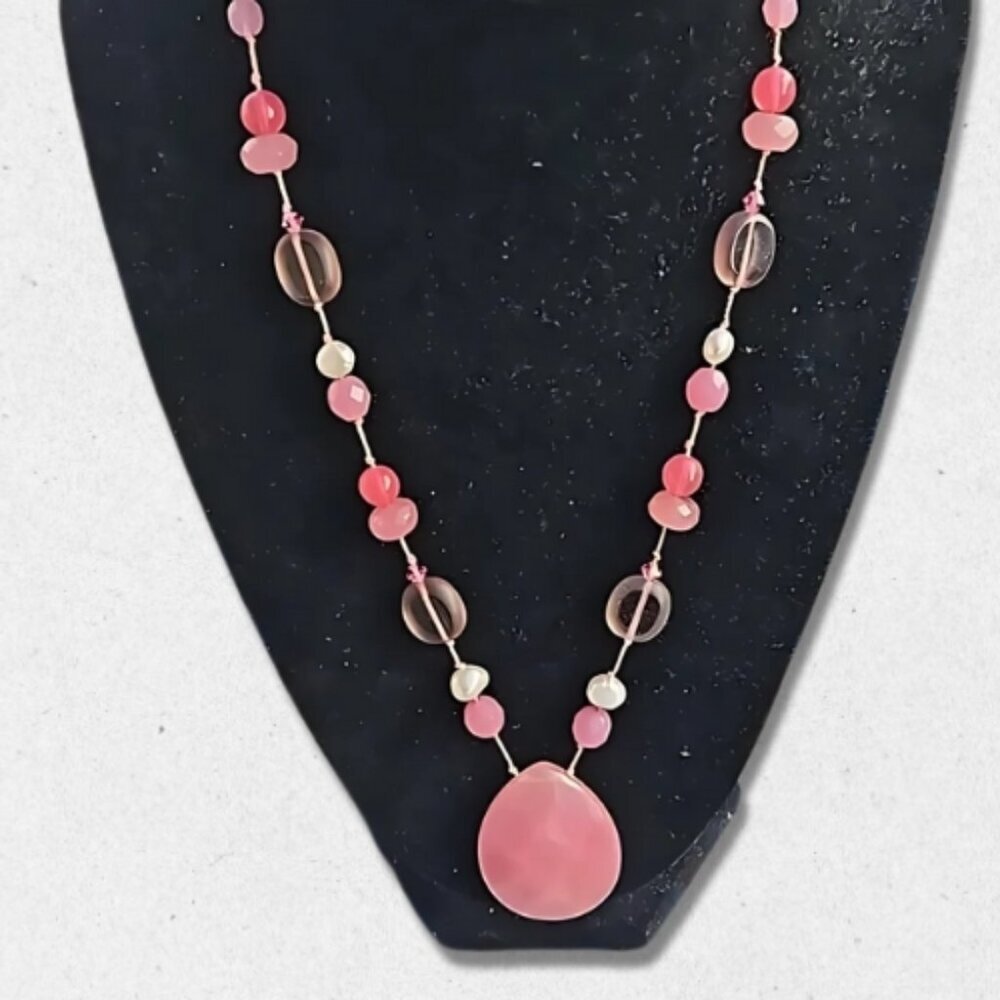 Rose Quartz Pearl Necklace Silver Tone Clasp Teardrop Shaped Pendant Pink W OS